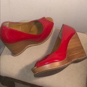 Steve Madden Cristan Red Patent platform 6 1/2